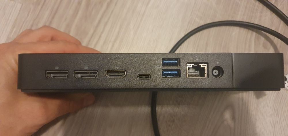 Stacja dokująca Dell wd19s