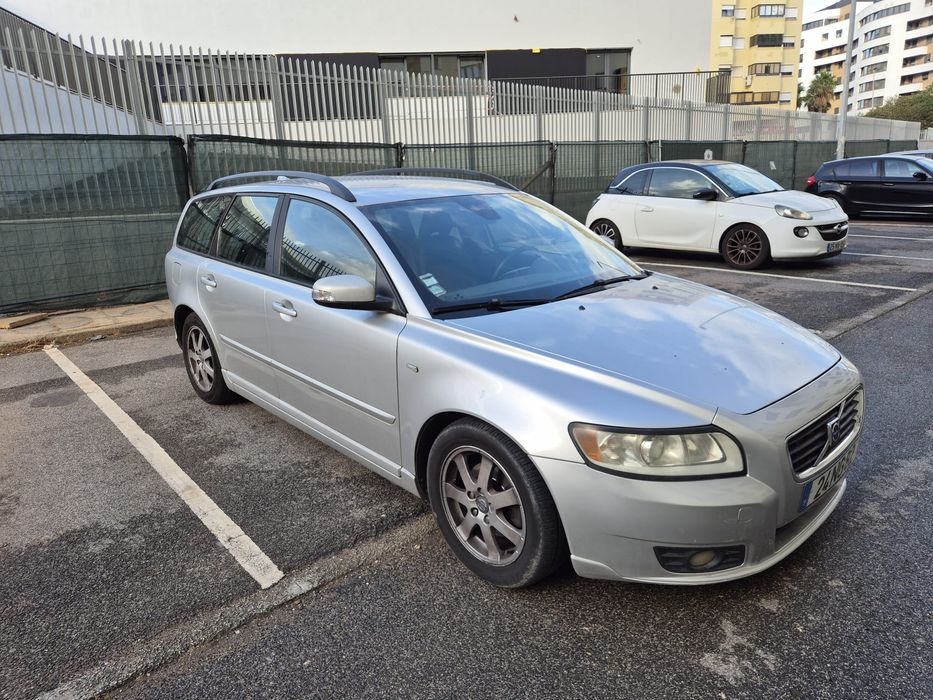 Volvo  V50  2009