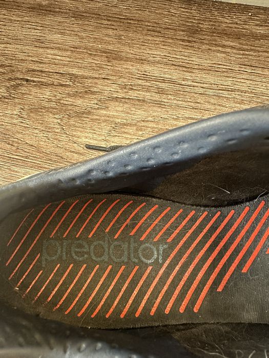 Бутси Adidas Predator б/у в гарному стані, 38-39 розмір