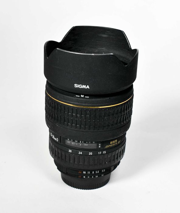 Sigma 15-30 F/3.5-4.5 do Nikona