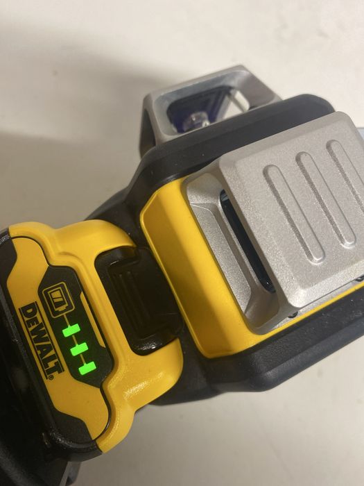 Lasrr krzyzowy dewalt DCE89g oryginalny