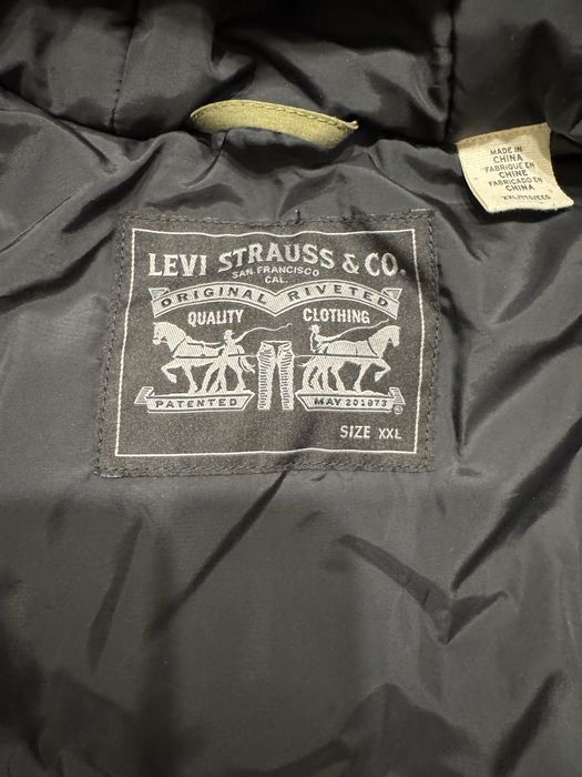 Чоловіча парка levi’s