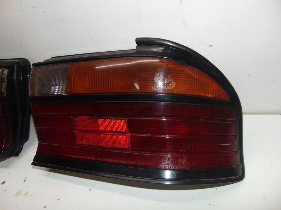Mitsubishi galant anos 80 farolins trás originais