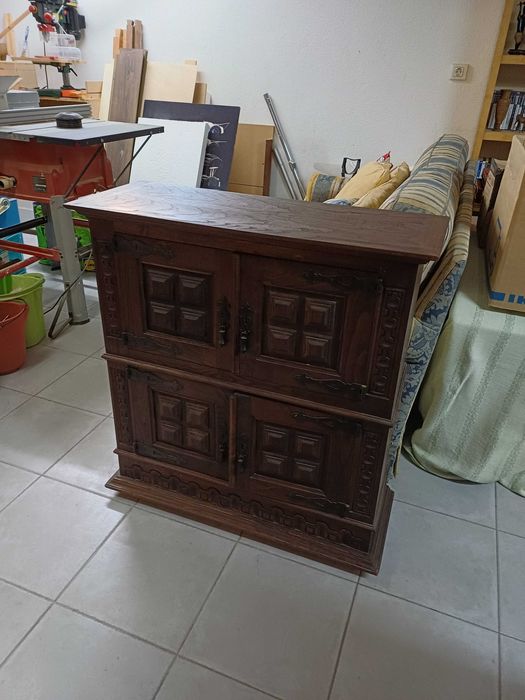 Móvel Aparador com arrumação