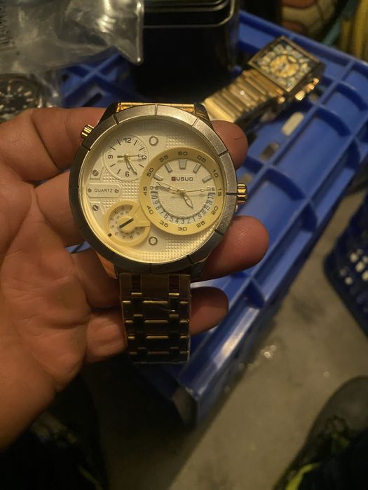 Relogios novos para venda