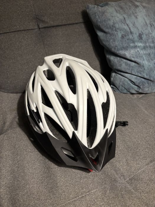 Kask rowerowy 4f biały
