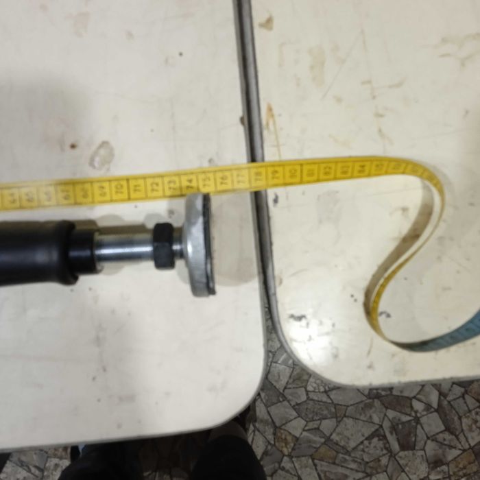 drążek do podciągania rozporowy