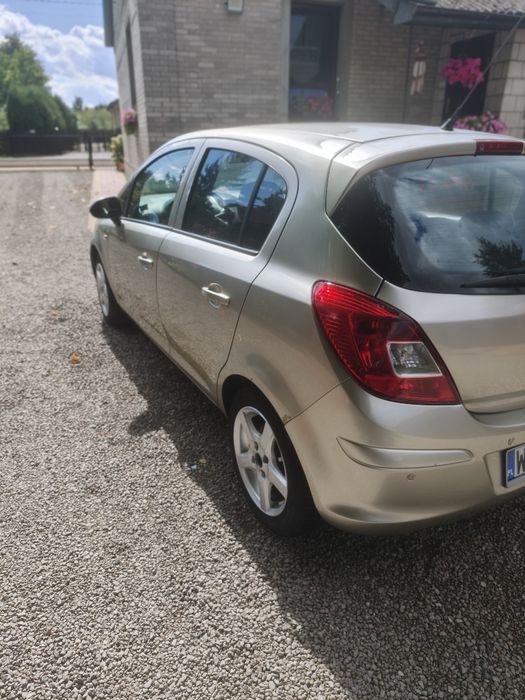 Opel Corsa  1.4 benzyna gaz wersja D 2008 r.