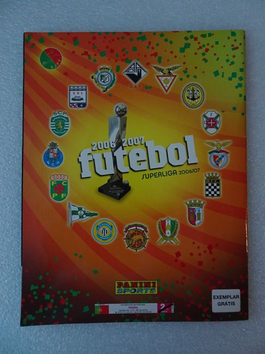 Caderneta de cromos de futebol Futebol 2006/2007 Panini (tem 6 cromos)