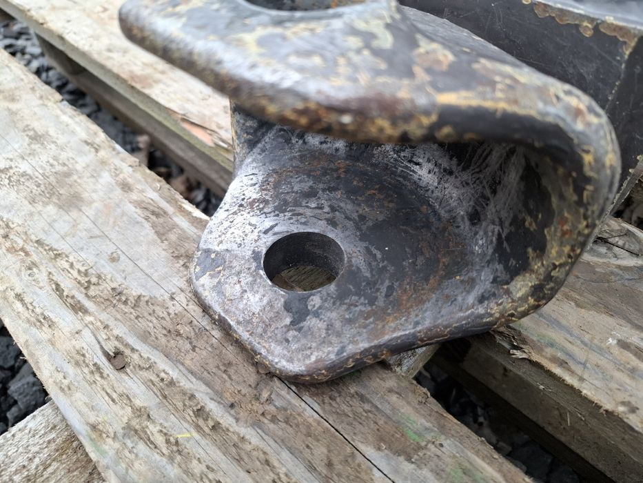 Zaczep górny Massey Ferguson orginał