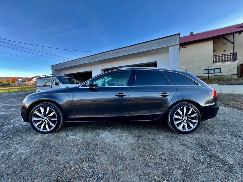 Audi A4 2.7 V6 Automat 2009 rok