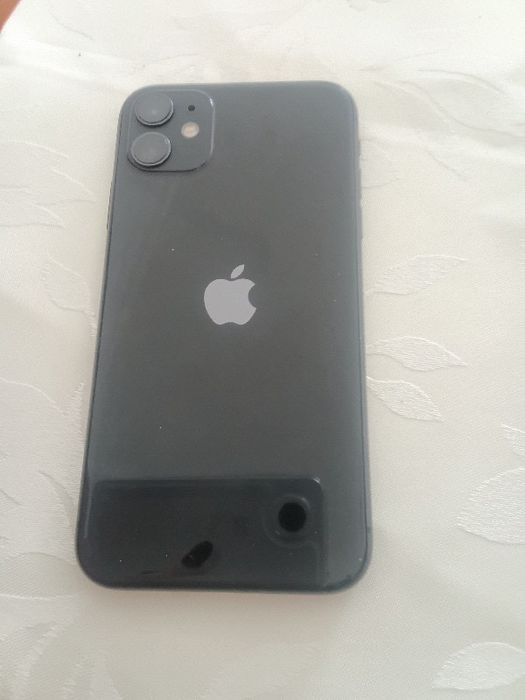 Iphone 11  64GB - bom estado