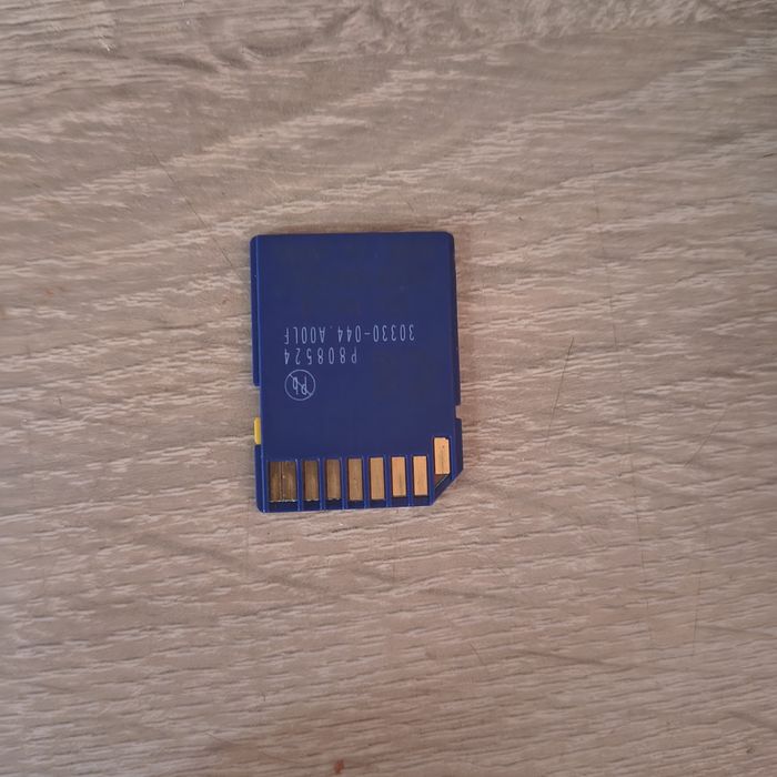 Sprzedam kartę Sd 512mb