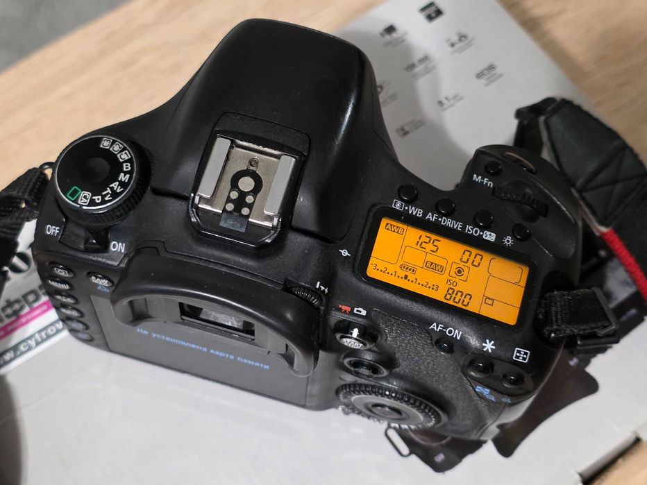 Canon 7D + CF 32Gb + сумка