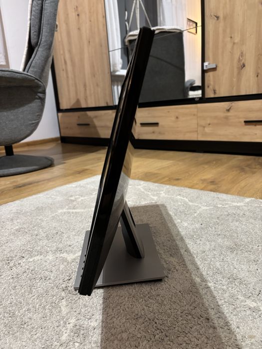 Monitor DELL 23,8 cali