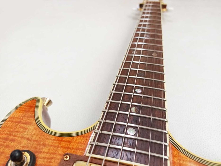 Ibanez AR2000VV Prestige - Reservada