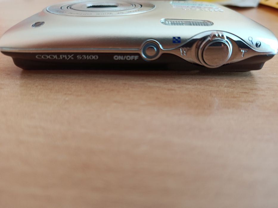 Фотоапарат Nikon S 3100