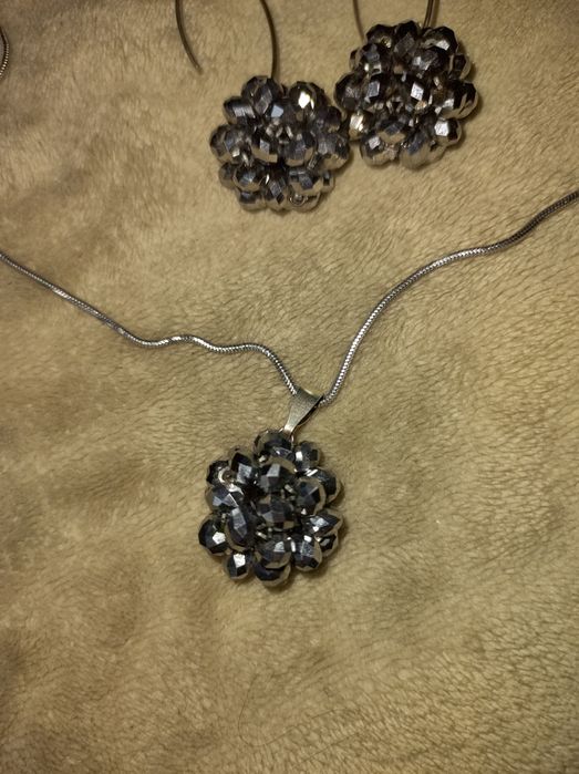 Piękny srebrny zestaw