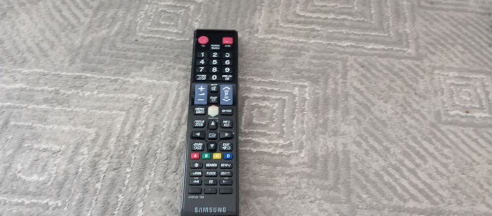 телевізор samsung