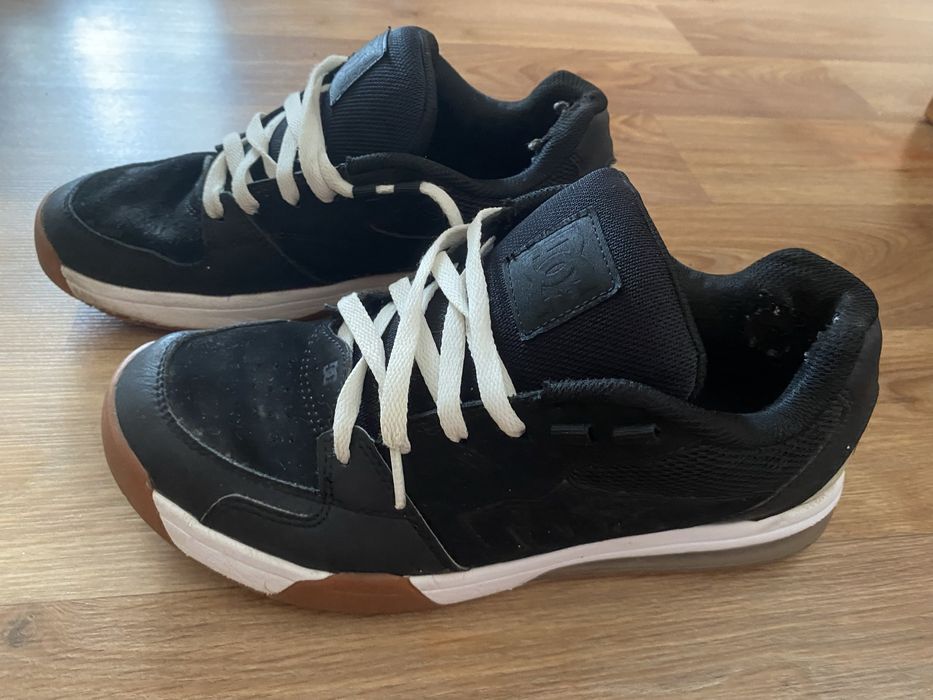 Кроссы, кроссовки, кеды DC