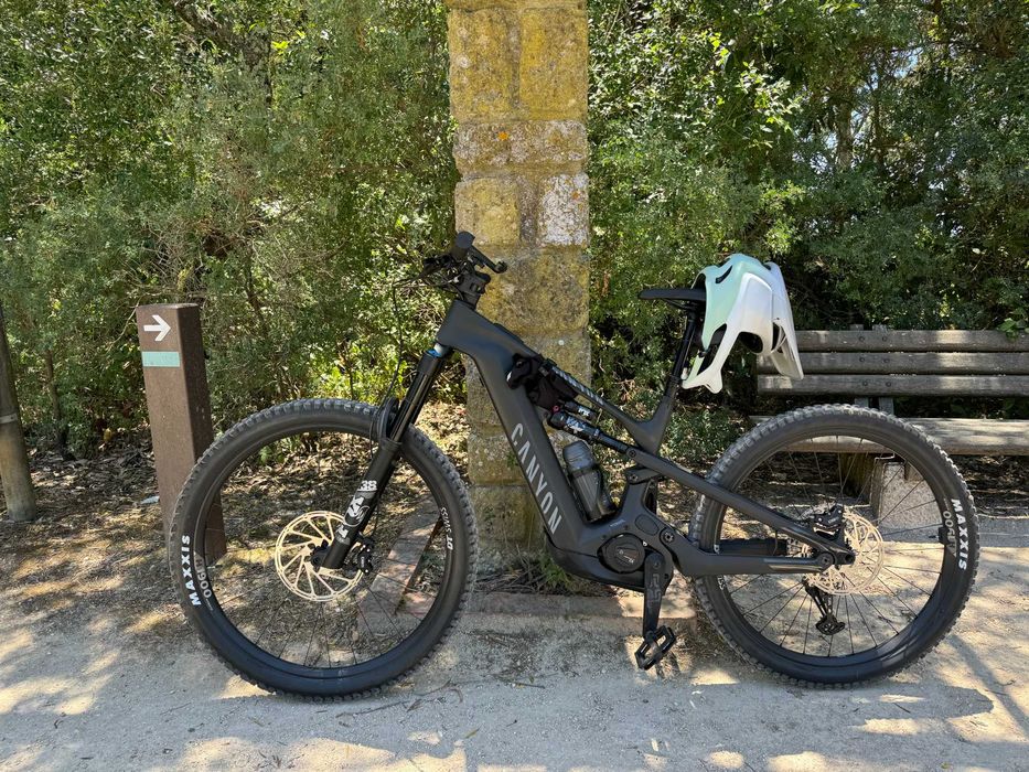 Canyon Strive:ON CFR Underdog 2024 – E-MTB topo de gama