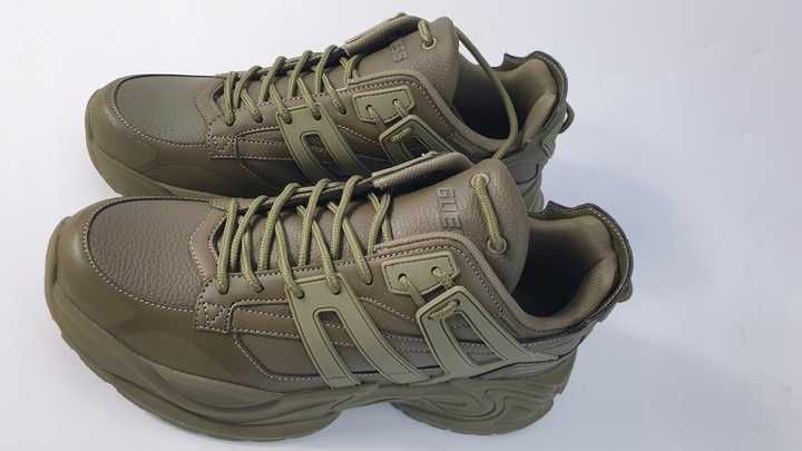GUESS ORYGINALNE SNEAKERSY rozmiar 42  nowe   męskie