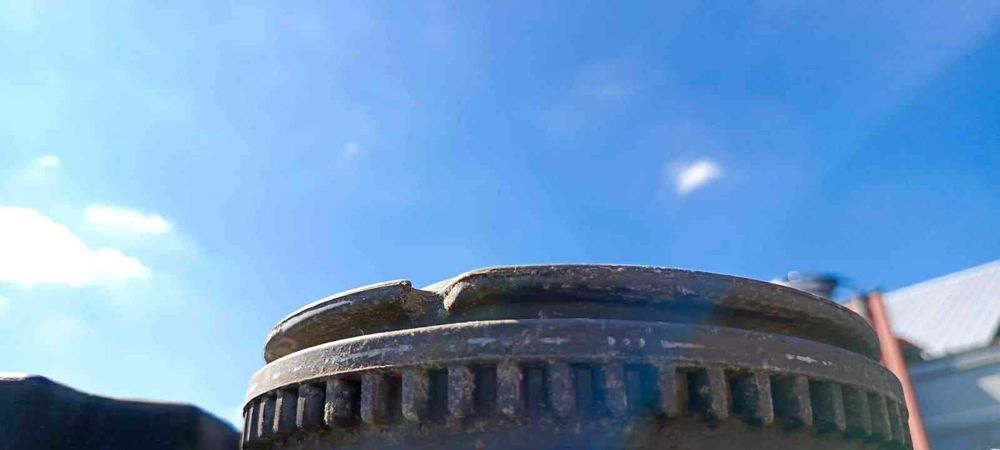 Johnson 8KM 2T gaźnik