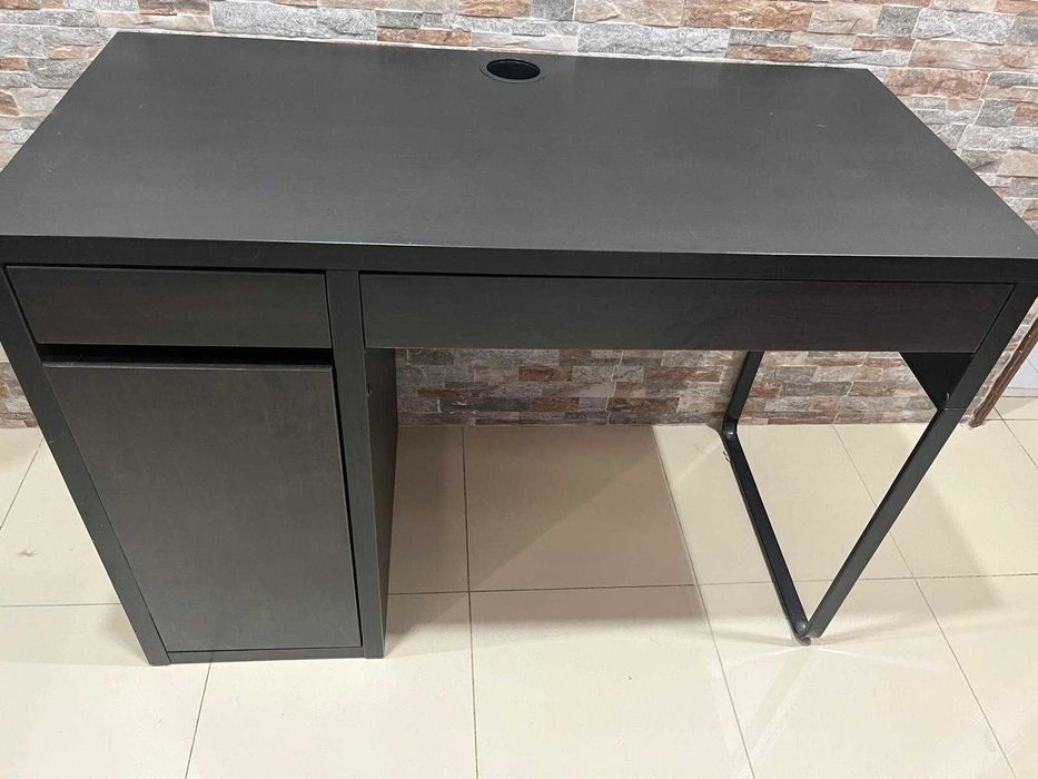 Secretária de computador