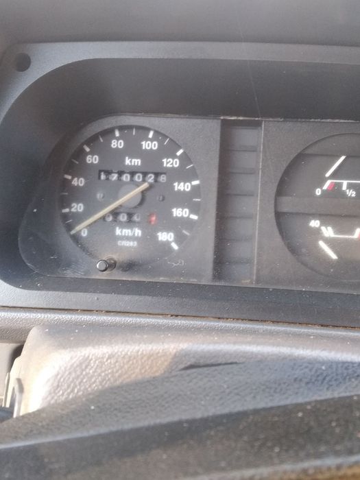 Продам машину Славута 1.2