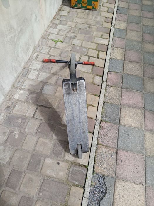 Продам самокат native stem