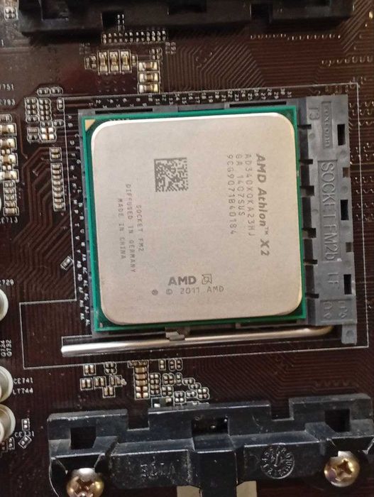 Продам персональний комп'ютер в гарному стані.