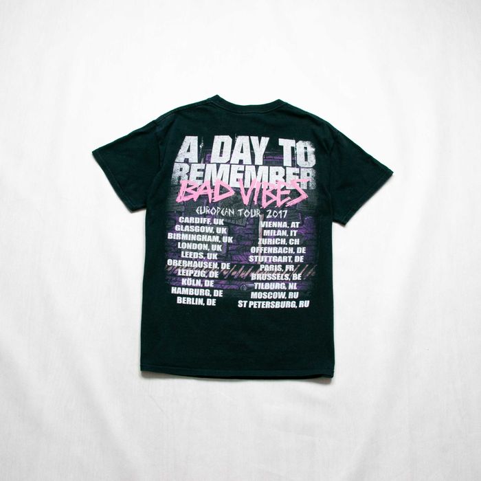 A Day To Remember Bad Vibration 2018 tour t-shirt slim M emo punk