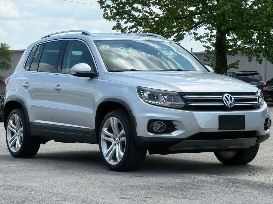 Volkswagen Tiguan SEL      2016