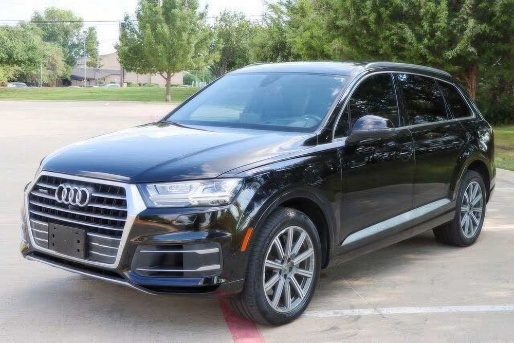 Audi Q7      2019