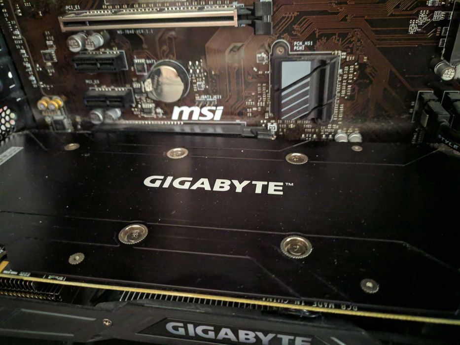 Computador - Intel i5 8400, NVIDIA GTX 1070, 16 GB RAM DDR464739778844673124