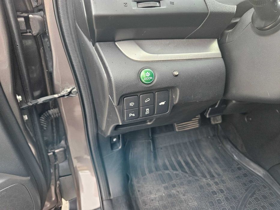 Автомобіль HONDA CR-V