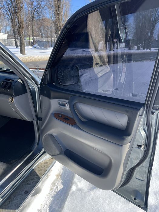 Продам Toyota Land Cruiser