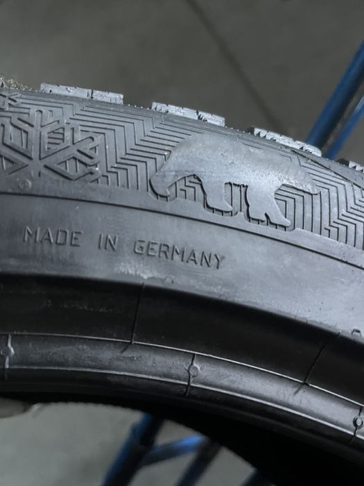 275/40/20 R20 Gislaved NordFrost 200 SUV 4шт нові