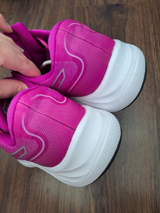 Asics gel-excite 40р-41р жіночі бігові кросівки/nike кросовки 40р/