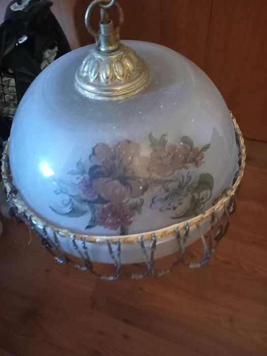 Candeeiro de teto de vidro pintado