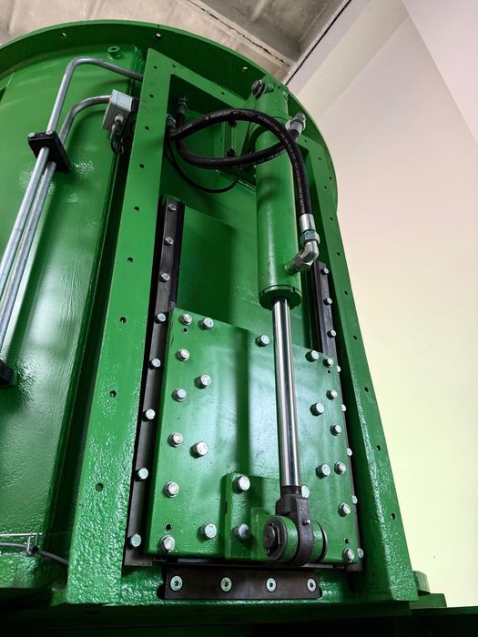 Kruszarka łańcuchowa MeWa UNI-CUT QZ 1600 do recyklingu THM, ANDRITZ