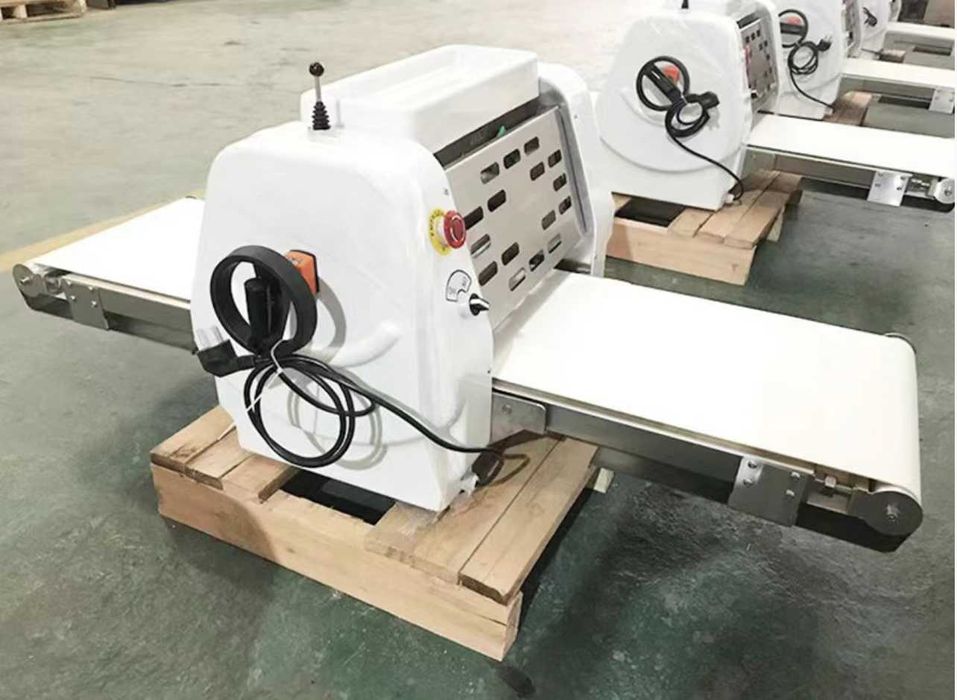 wałkowarka /wałkownica do ciasta CXL380T/nablatowa