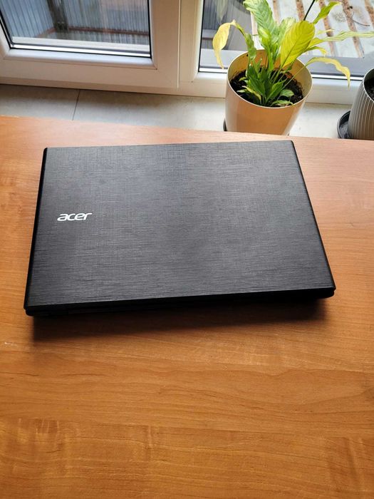 Laptop ACER travelmate P257-M i3-5005U 4GB