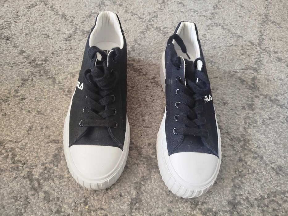 Buty FILA rozm. 39