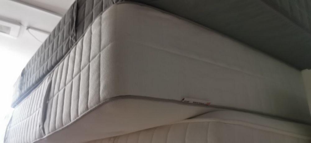 Materac 140x200 160x200 piankowy guby stan bdb tanio zapraszam