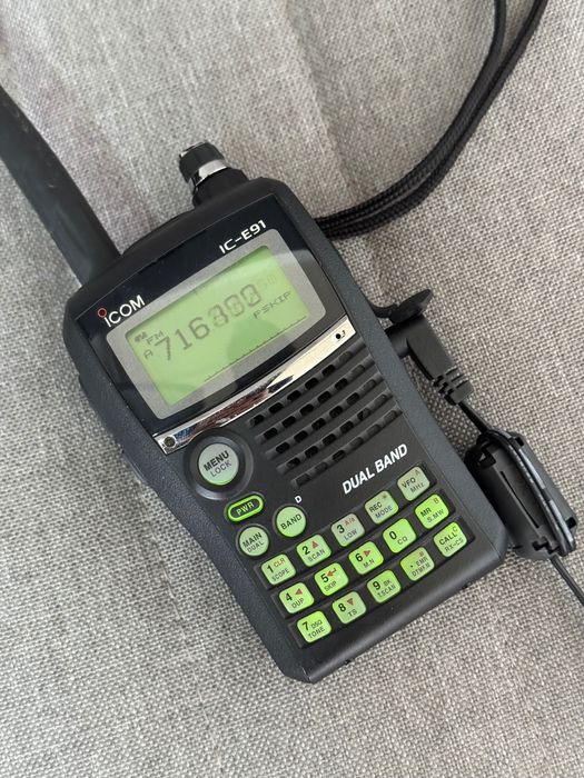 Rádio Icom IC-E91