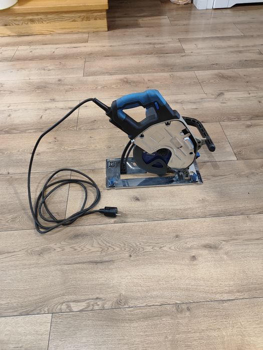 Ręczna piła tarczowa Evolution S210CCS z tarczą tnącą 210 mm do stali, rok 12/2024