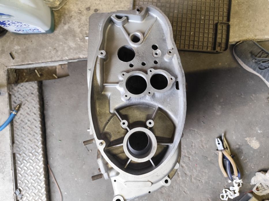 Картер двигателя Иж планета 3 новый