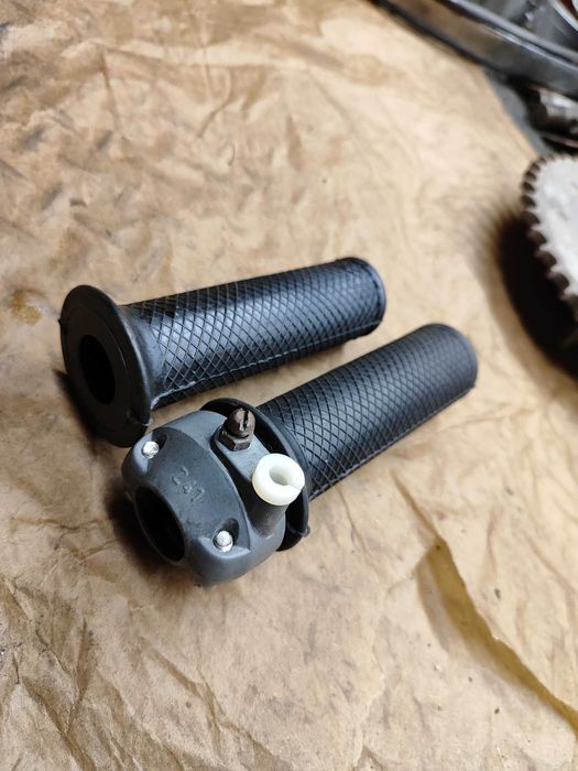 Rolgaz manetka rączka WWFM 125 175 manetki rączki gazu guma PRL ZMD