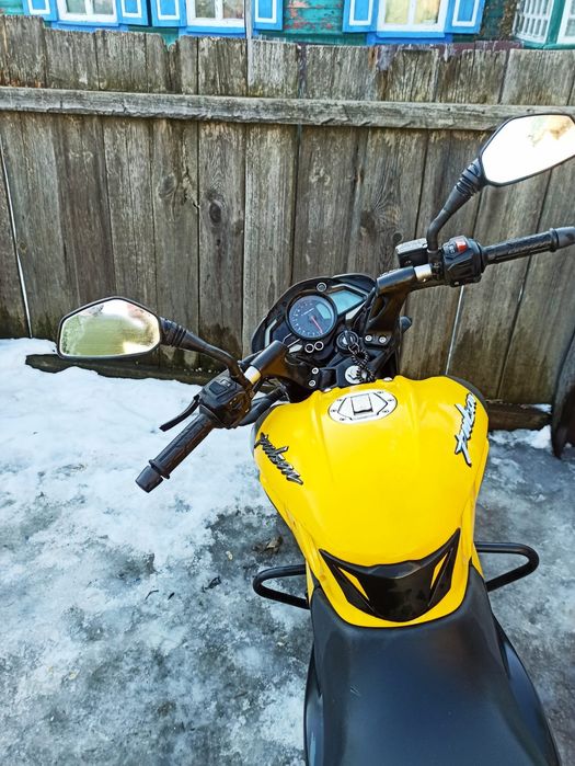 Продам мотоцикл bajaj
